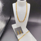 नई आगमन ट्रेंडी लाइनें नवीनतम स्वर्ण रंग स्टेनलेस स्टील बालियां, हार, महिला के लिए कंगन सेट